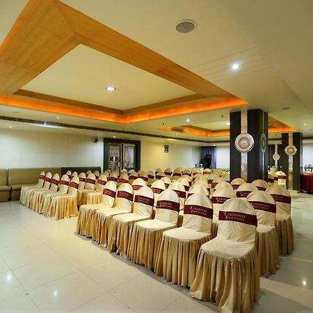 היידראבד Hotel Sitara Grand מראה חיצוני תמונה