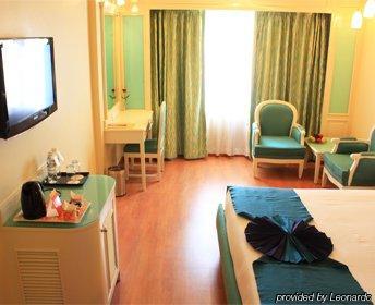 היידראבד Hotel Sitara Grand מראה חיצוני תמונה