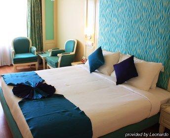 היידראבד Hotel Sitara Grand מראה חיצוני תמונה